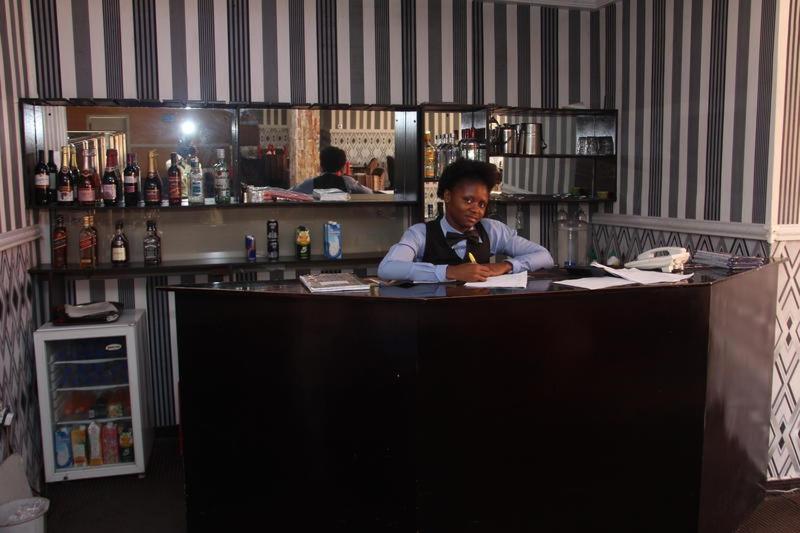 Grand Ibro Hotel Annex Ankuru Экстерьер фото