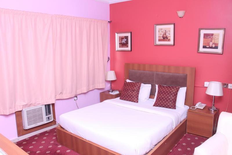 Grand Ibro Hotel Annex Ankuru Экстерьер фото
